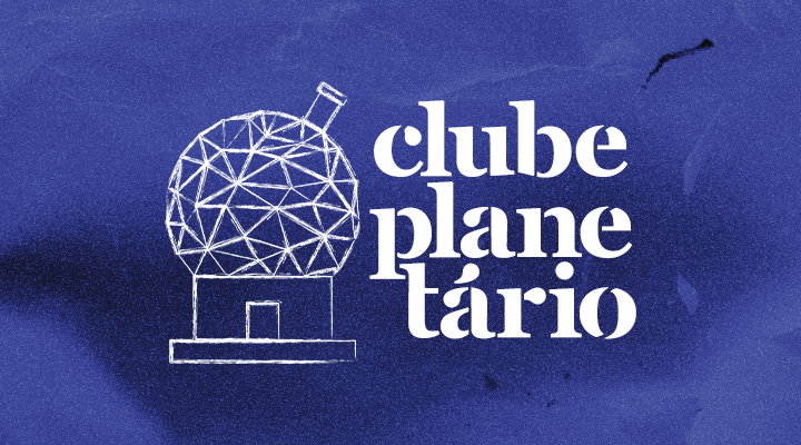 Uma imagem tracejada de um observatório em branco sobre um fundo azul, com o nome "Clube Planetário" ao lado também em branco.